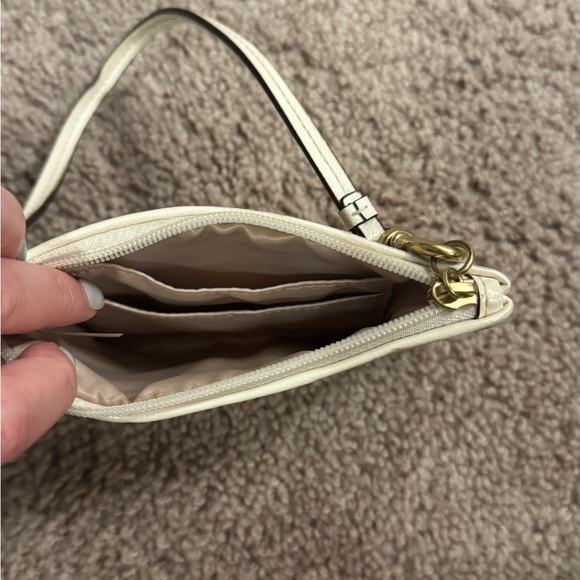 Coach Tan and Cream Signature Clutch - Picture 2 of 3